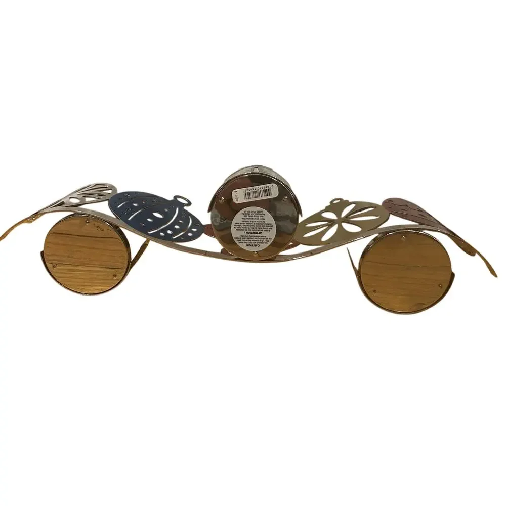 N/A christmas ornament